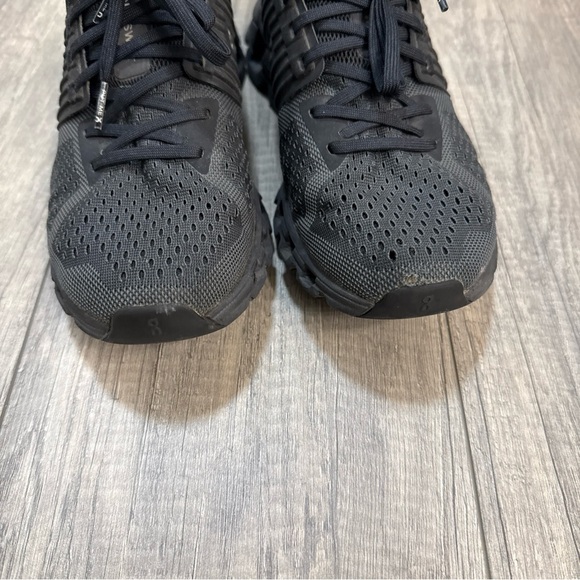 On Running Women's Black Athletic Shoes - Picture 4 of 8